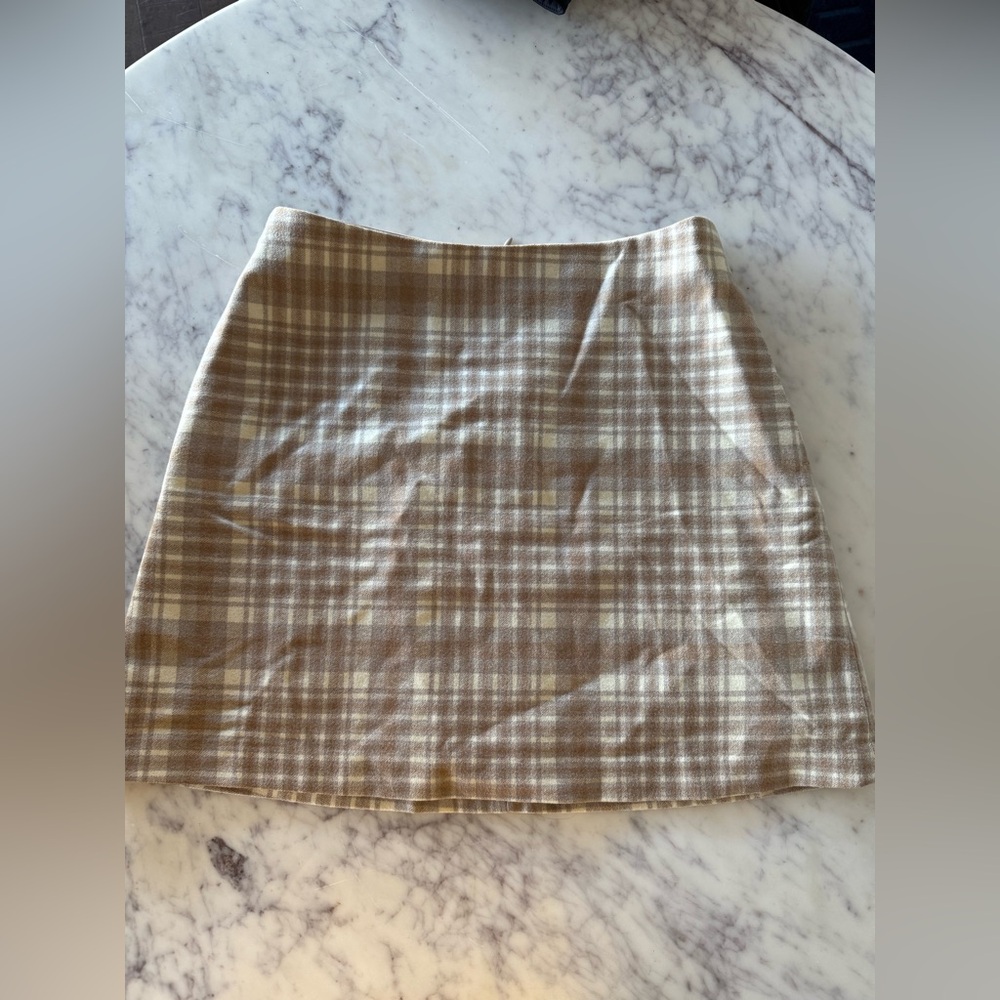 Aritzia Wilfred Wool Plaid Skirt size 8